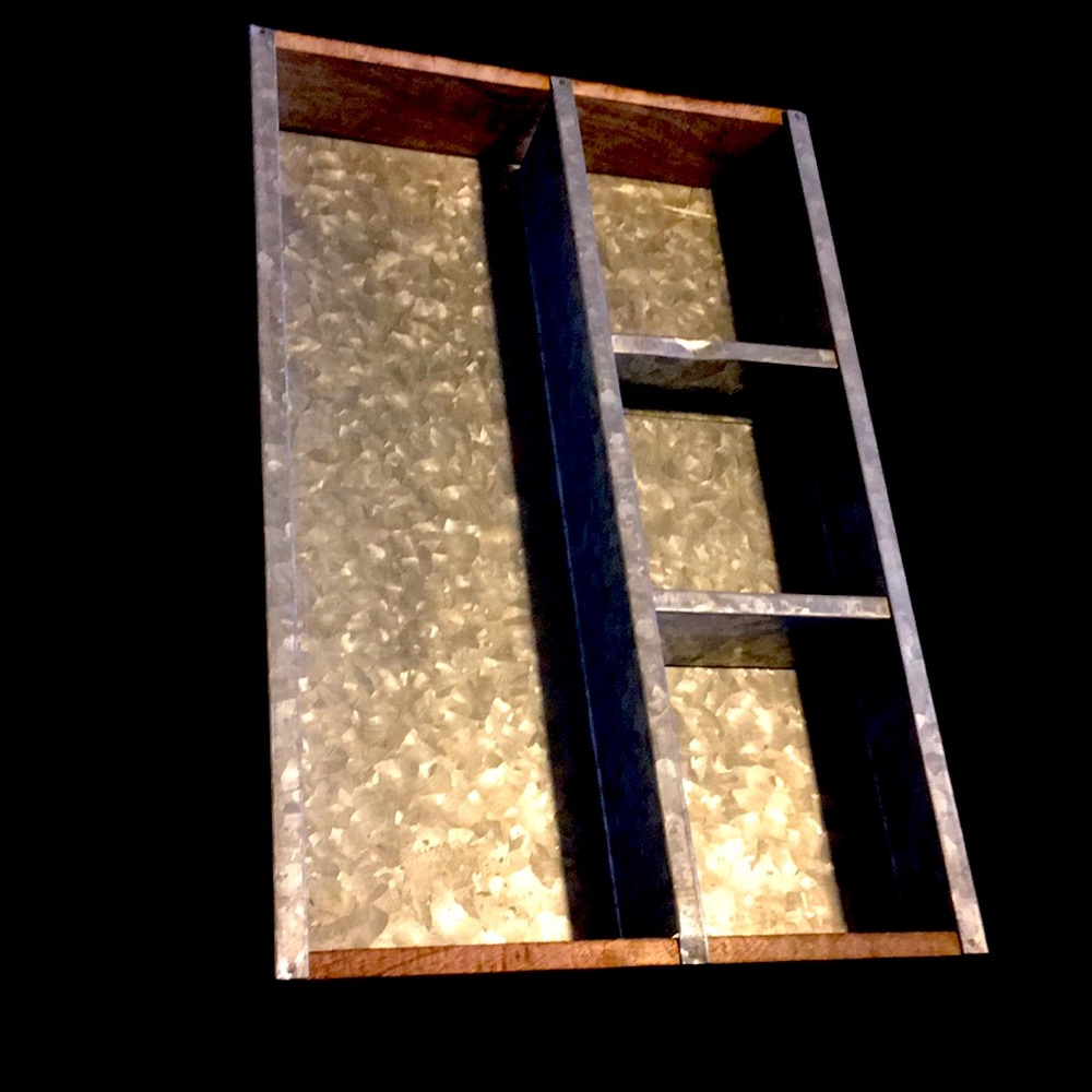 Galvanized Metal Sectioned Tray